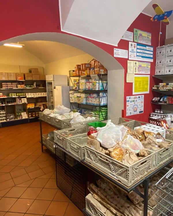 Volontari del C.E.A. al lavoro